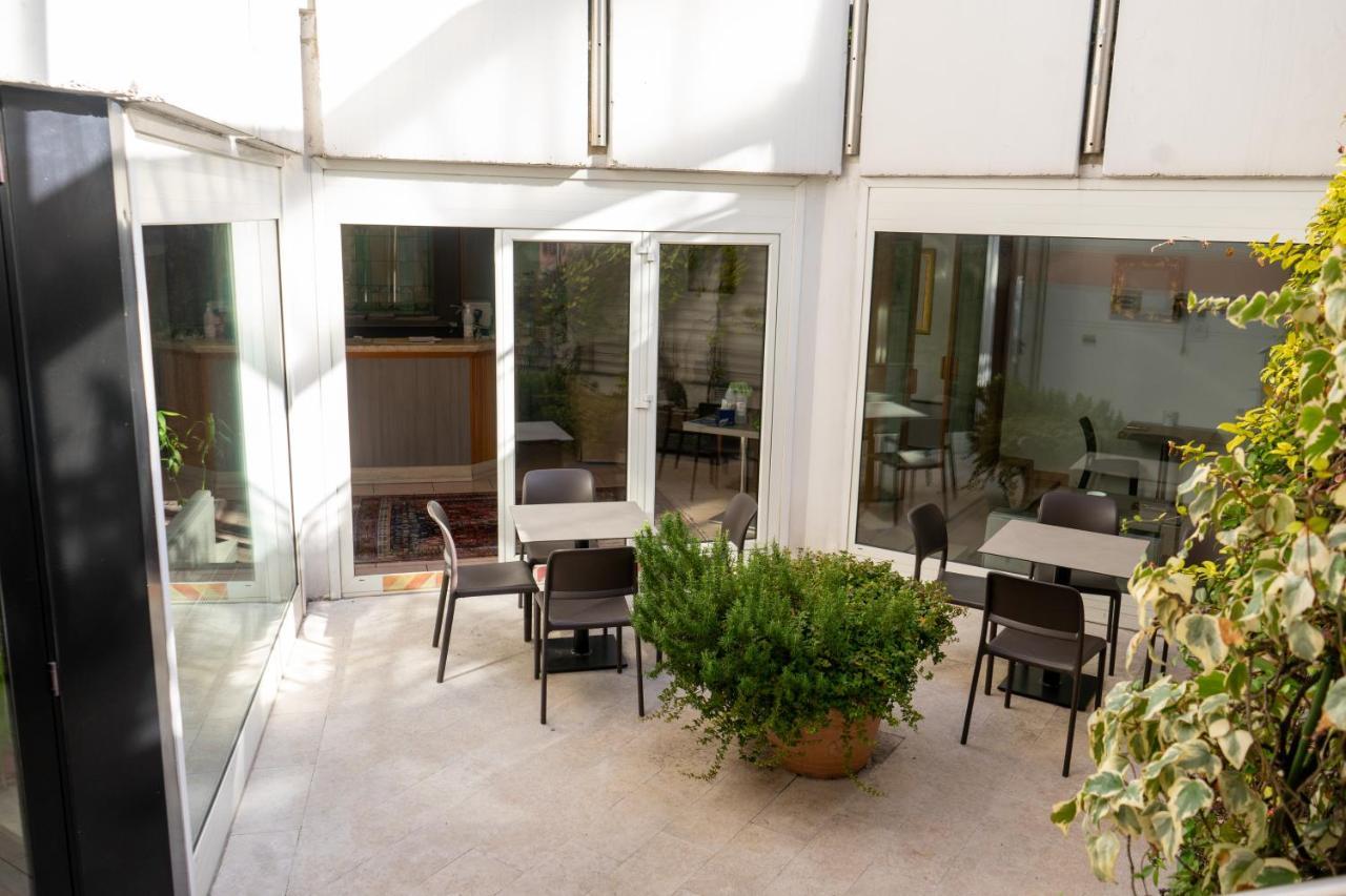 Hotel Garni Villa Fontana Trento Dış mekan fotoğraf