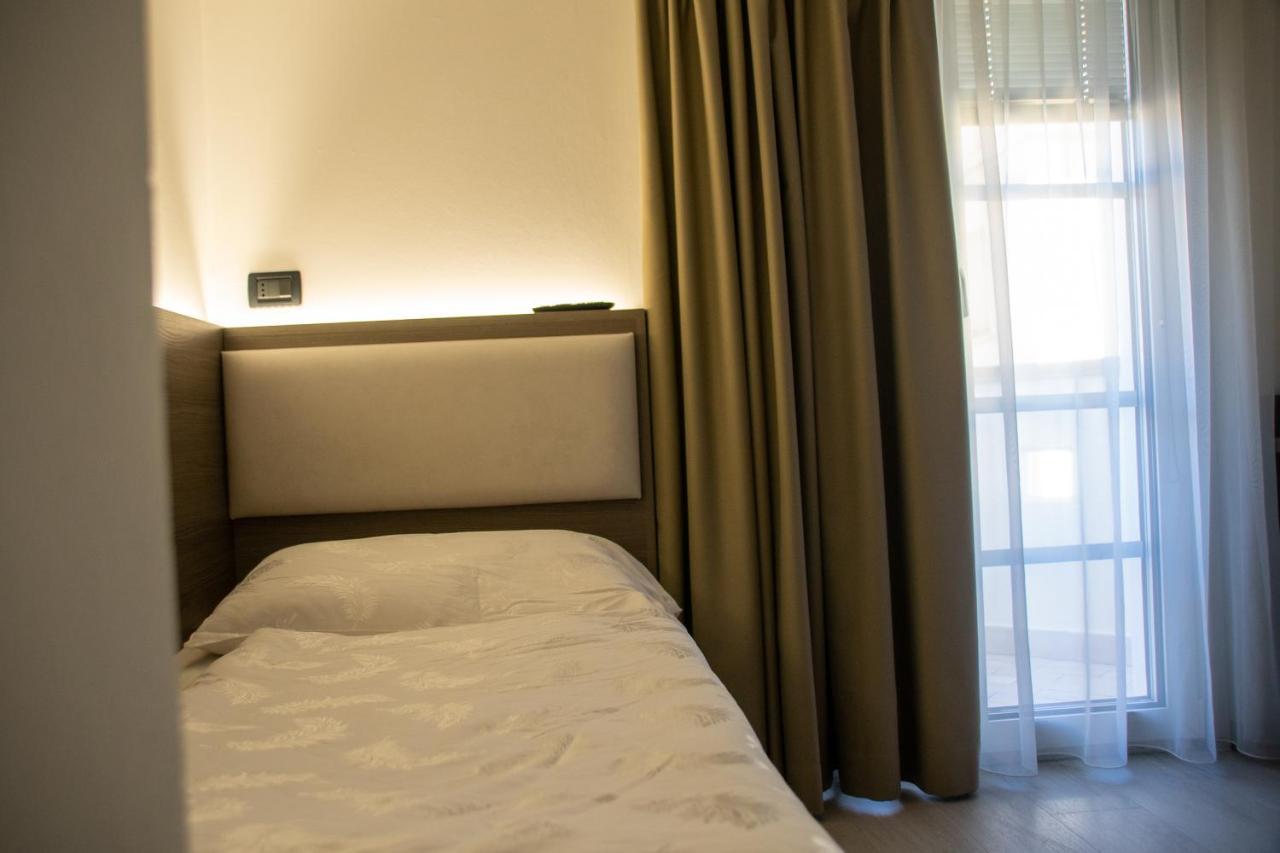 Hotel Garni Villa Fontana Trento Dış mekan fotoğraf