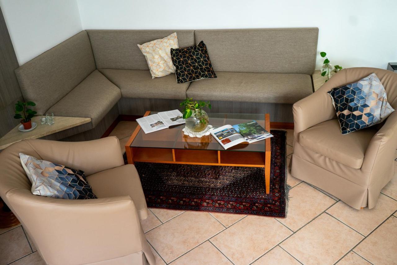 Hotel Garni Villa Fontana Trento Dış mekan fotoğraf
