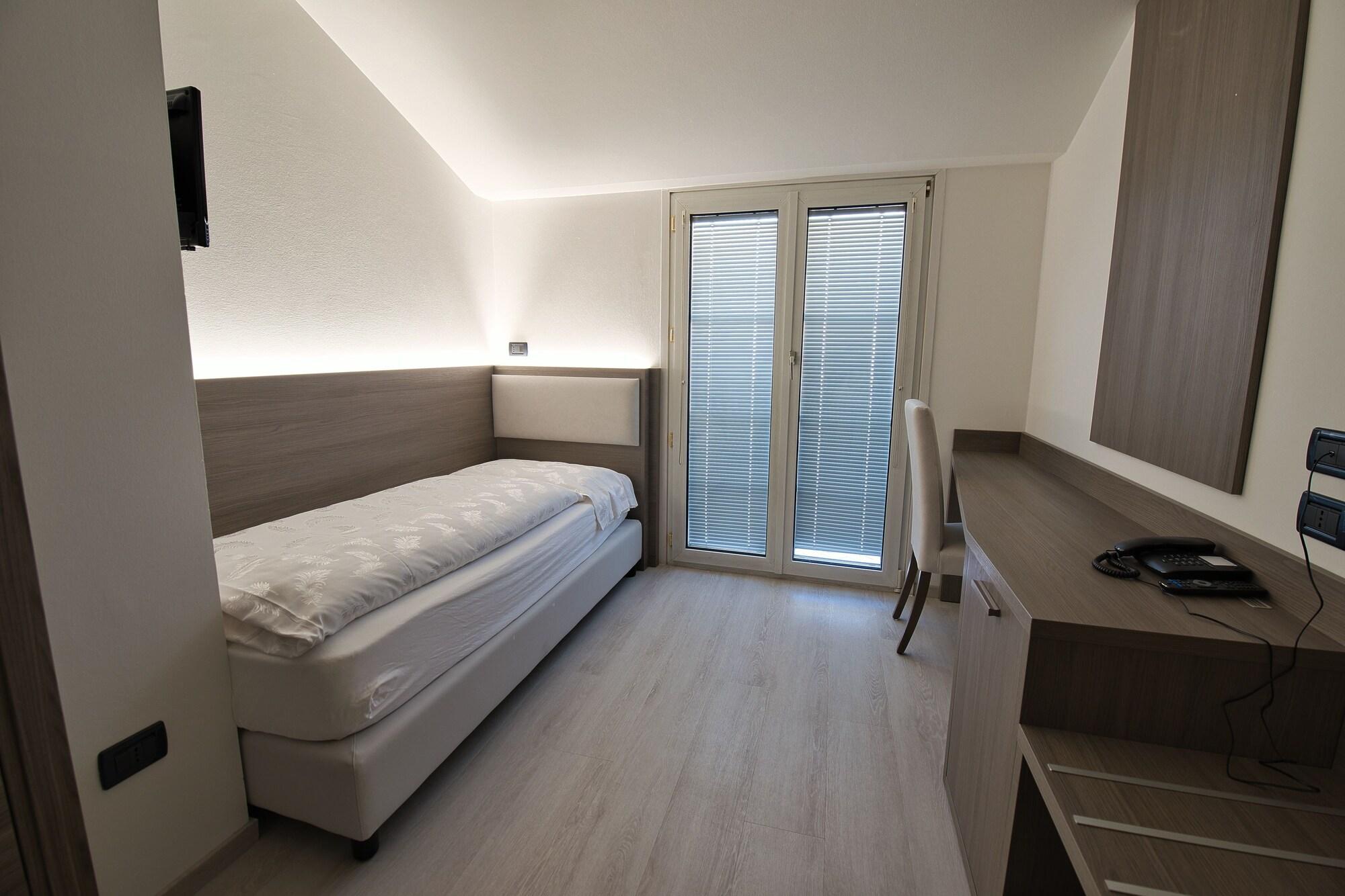 Hotel Garni Villa Fontana Trento Dış mekan fotoğraf